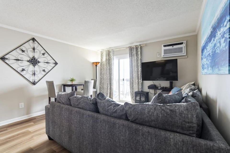 Epic Topsail Oceanfront - New Balcony House in North Topsail Beach
