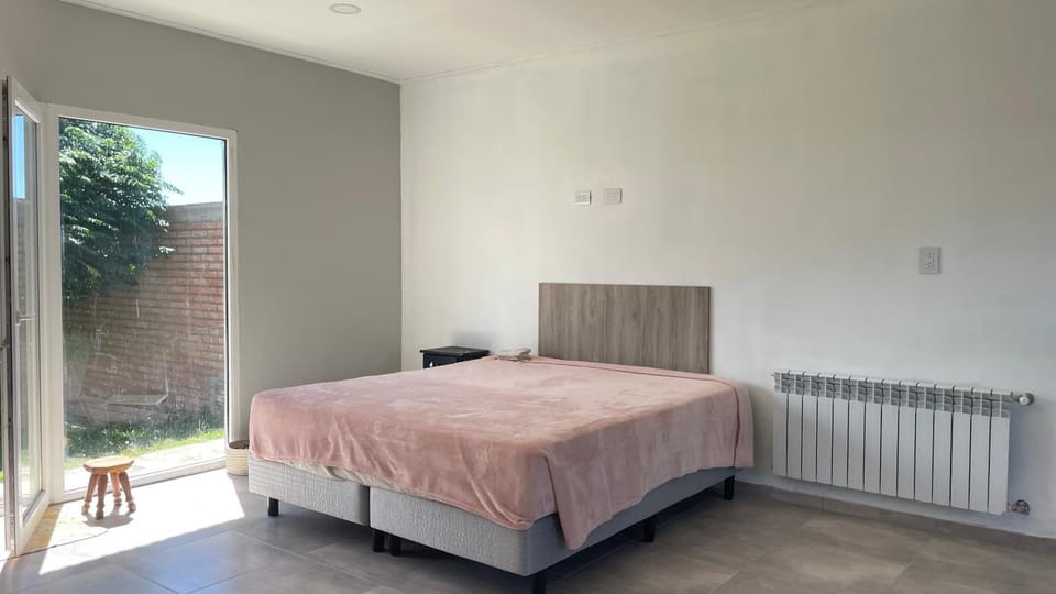 Bed, Bedroom, internet