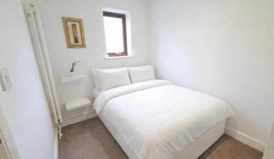 Homely 2BR Flat Near Shoreditch & Old Street Apartment in London Borough of Islington