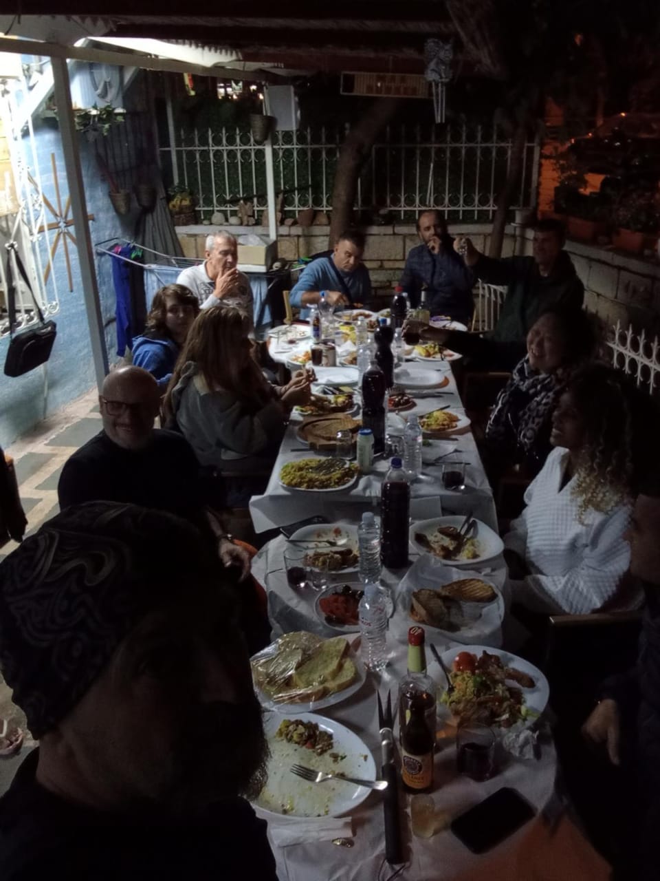 Restaurant/places to eat, People, Food, Drinks