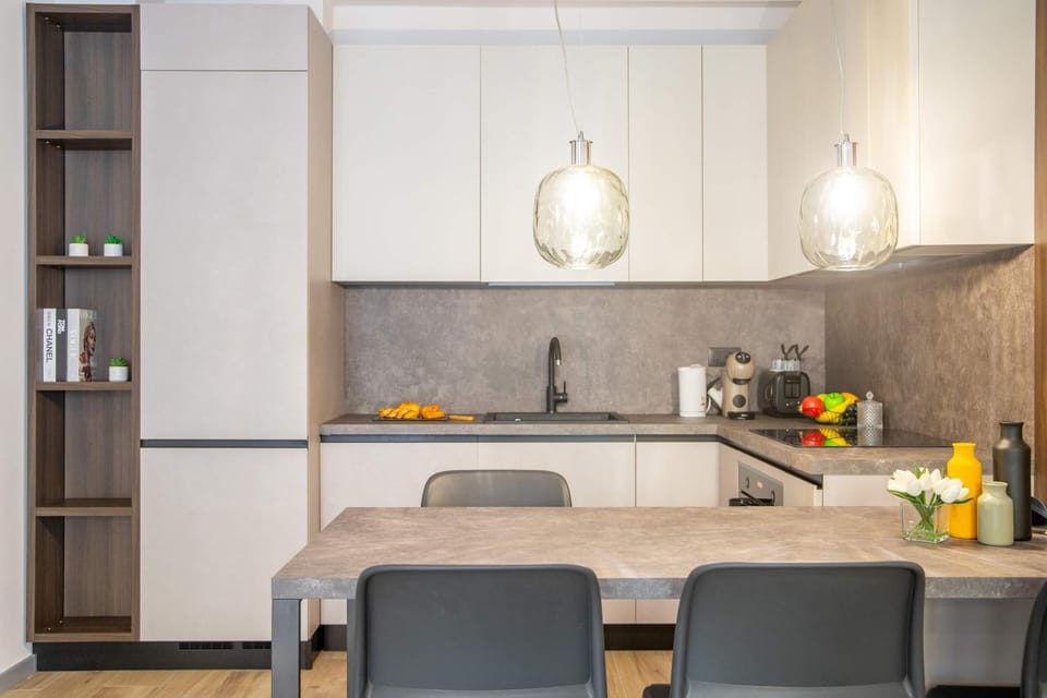 Coffee/tea facilities, Kitchen or kitchenette, Dining area