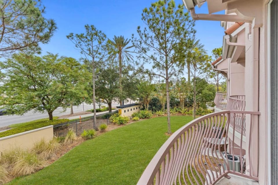 4801-166 Spacious 3Level Twnhome -ConventionCenter Villa in Orlando