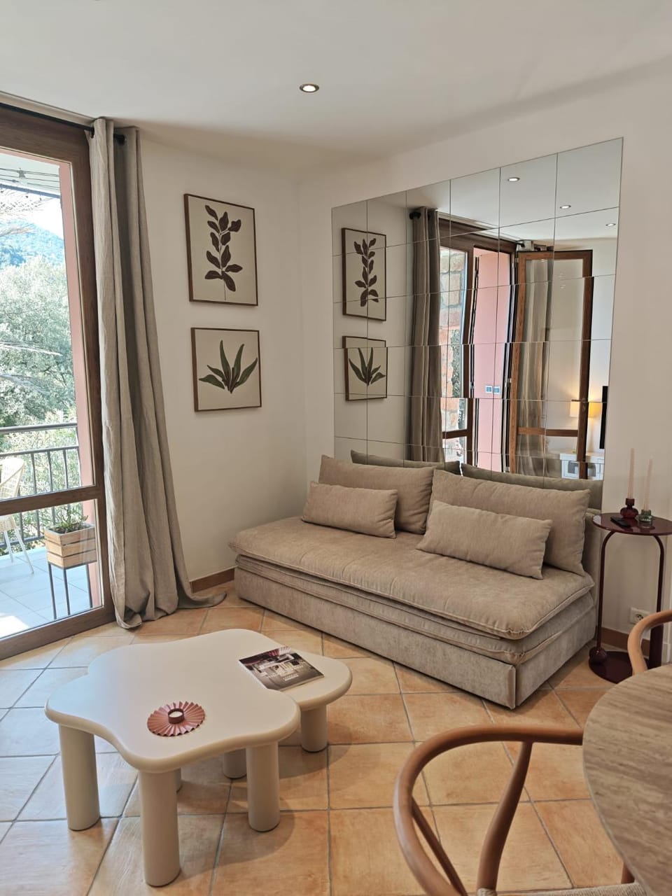 Appartement Horizon Apartment in Ota