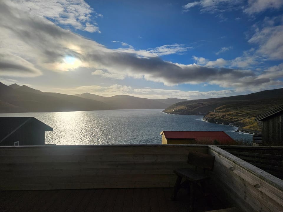 View (from property/room), Mountain view, Sea view