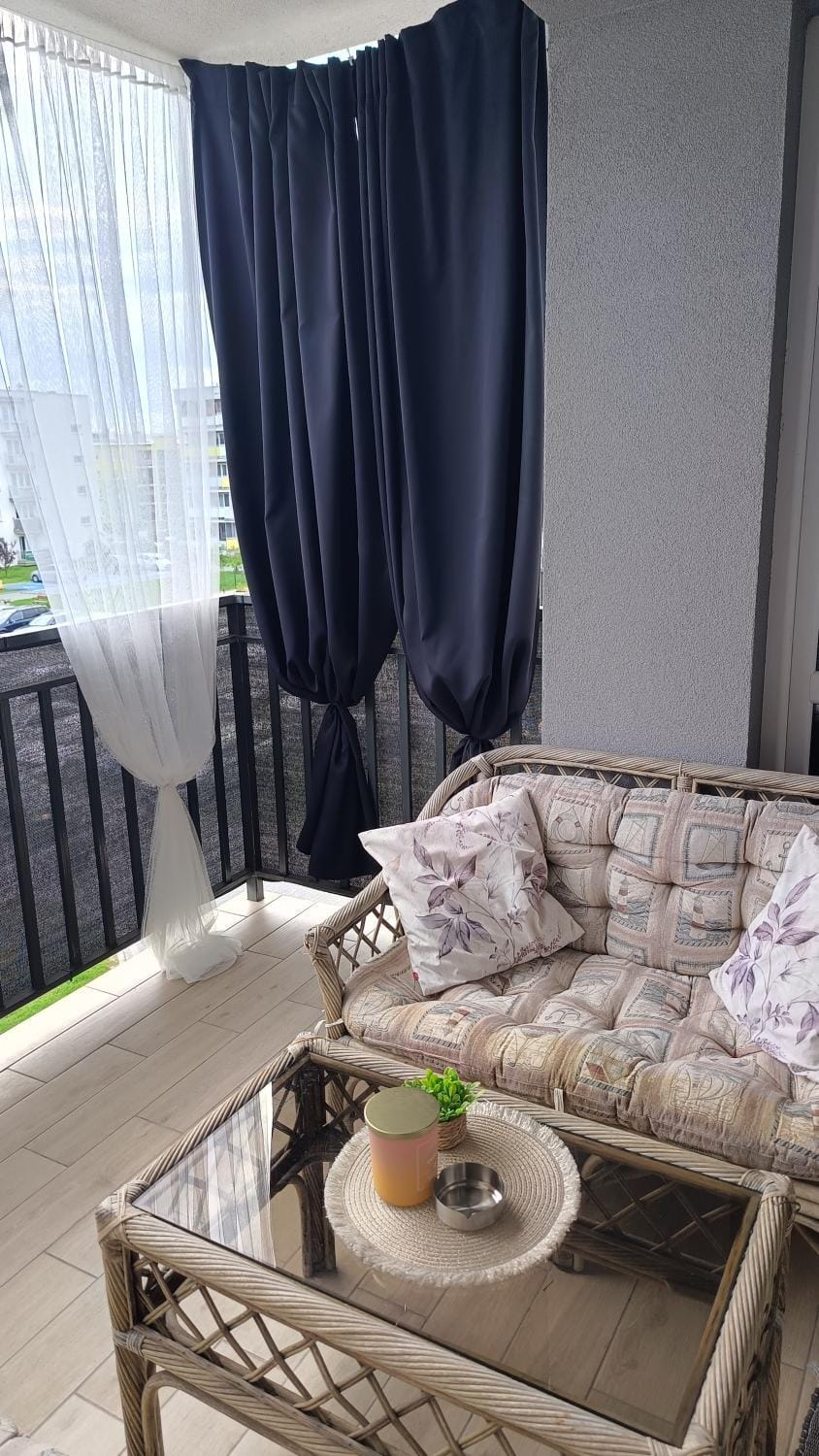 Apartament przy Pileckiego z dużym balkonem Apartment in Masovian Voivodeship