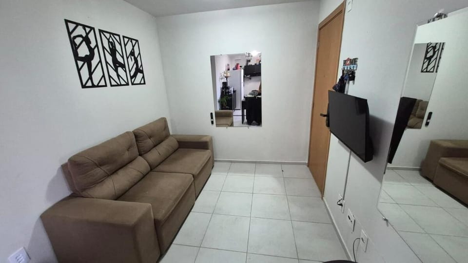 Hospedagem Moto GP Segurança 24h Ar e Piscina Apartment in Goiania
