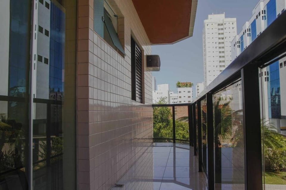 Apto novo com ampla sacada e piscinas Apartment in State of São Paulo