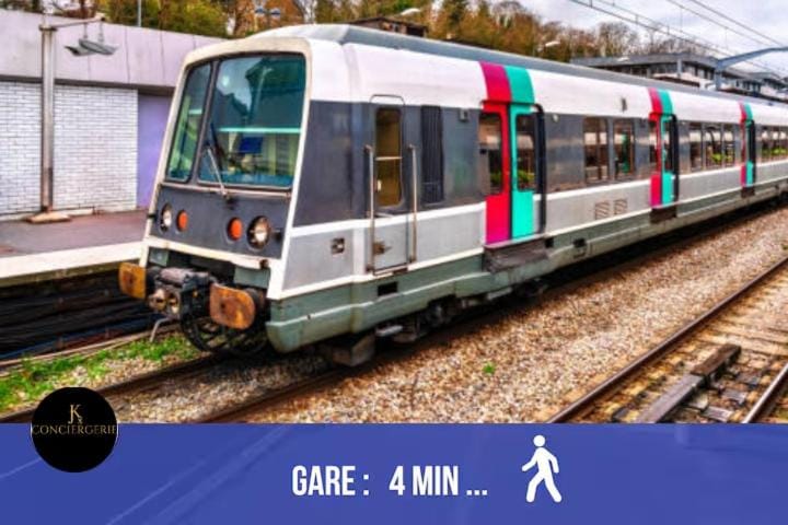 Duplex - 4 min Gare, 10 min Disneyland, Parking Apartment in Bussy-Saint-Georges