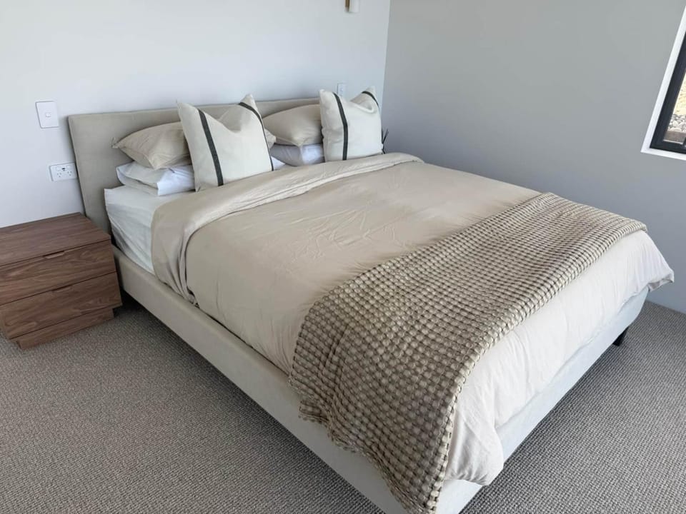 The Hide Kapiti Accommodation House in Wellington Region