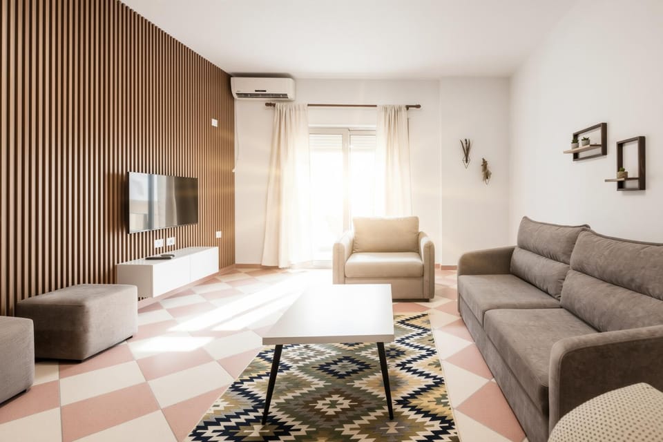 TV and multimedia, Living room, Seating area