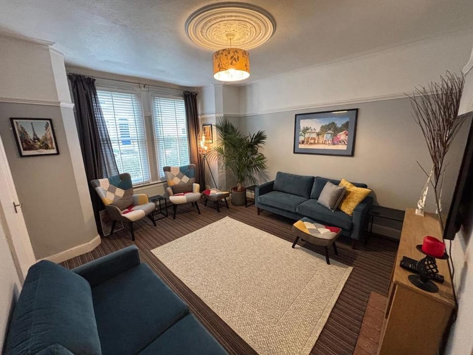 Stylish Victorian House - Sleeps 8 House in Norwich