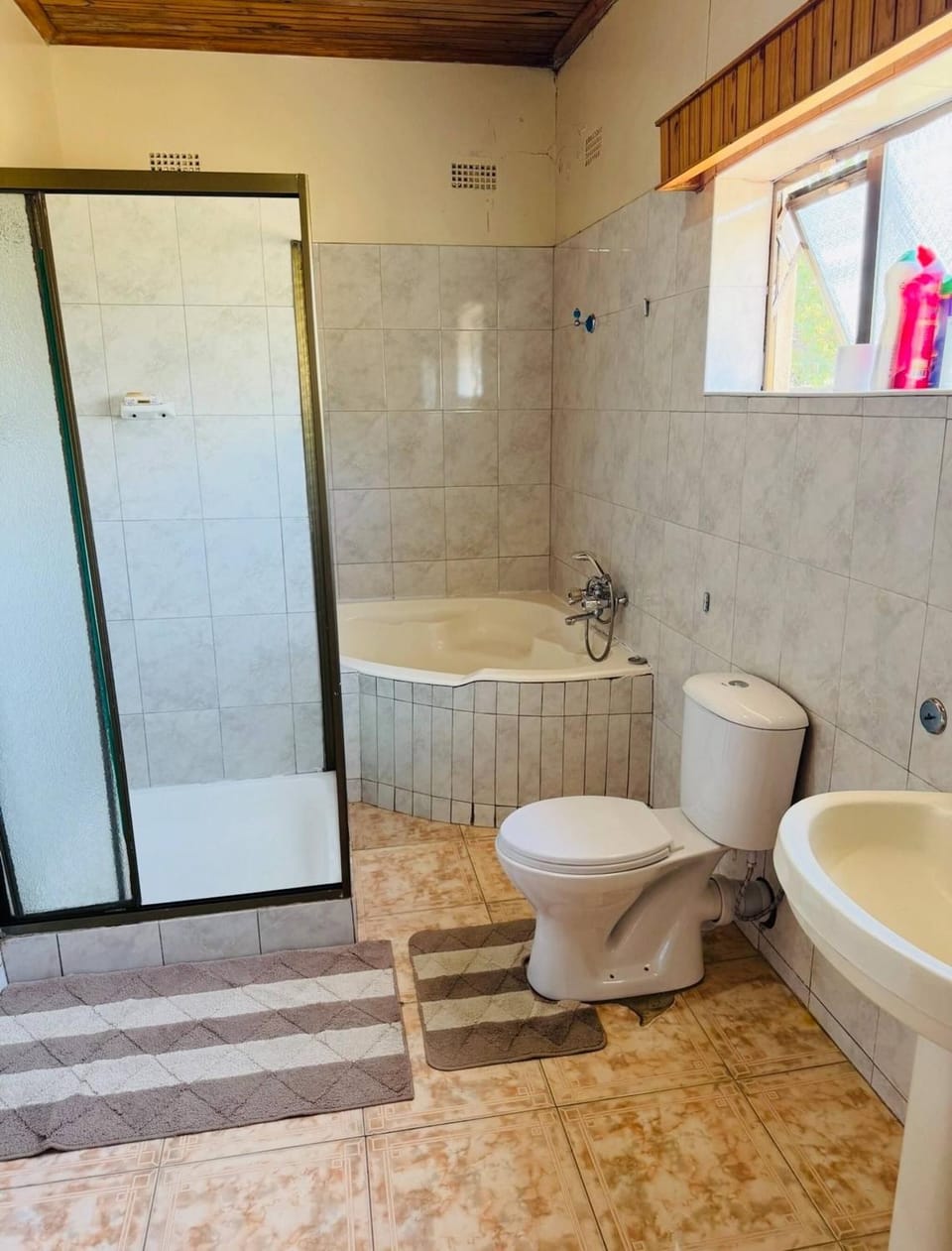 Bathroom, Bath