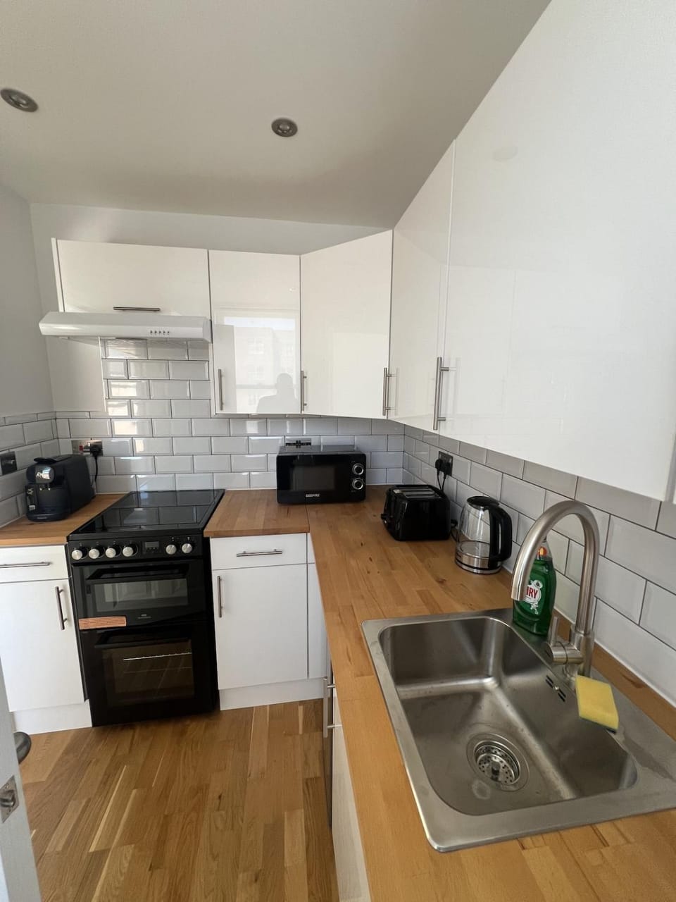Modern Suite in Pimlico Victoria Apartment in City of Westminster
