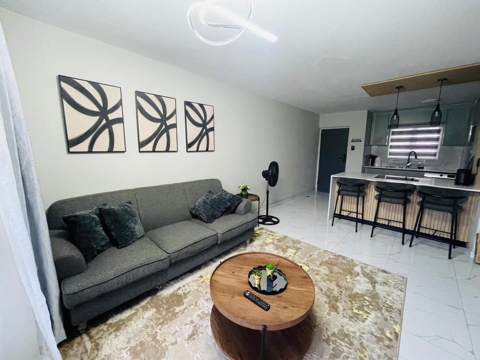 Modern Durban Getaway! Apartment in Durban