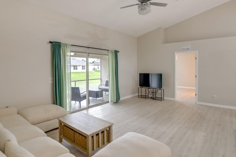 Lehigh Peace Retreat near Ft Myers! Pet-Friendly House in Lehigh Acres