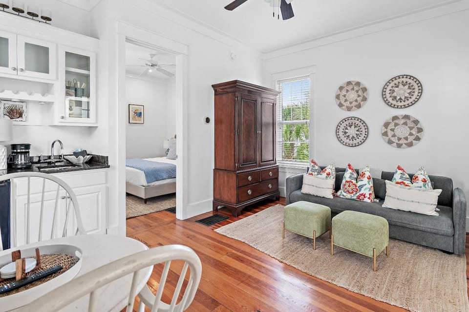 Fleur de Sea - Carriage House House in Rosemary Beach