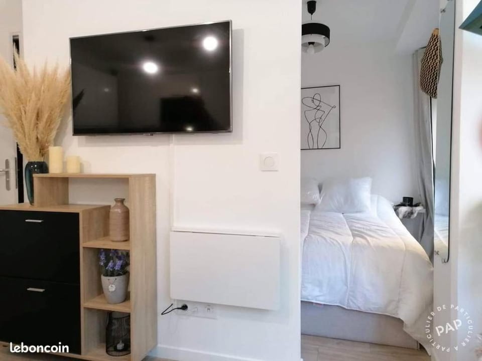 Seabnb - Little Star - Beach & Tram 7 Min Walk Apartment in Nice