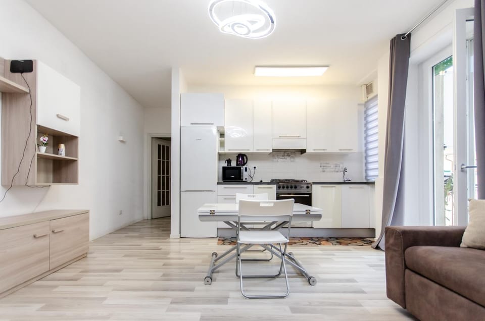 Lugano Home Apartment in Milan