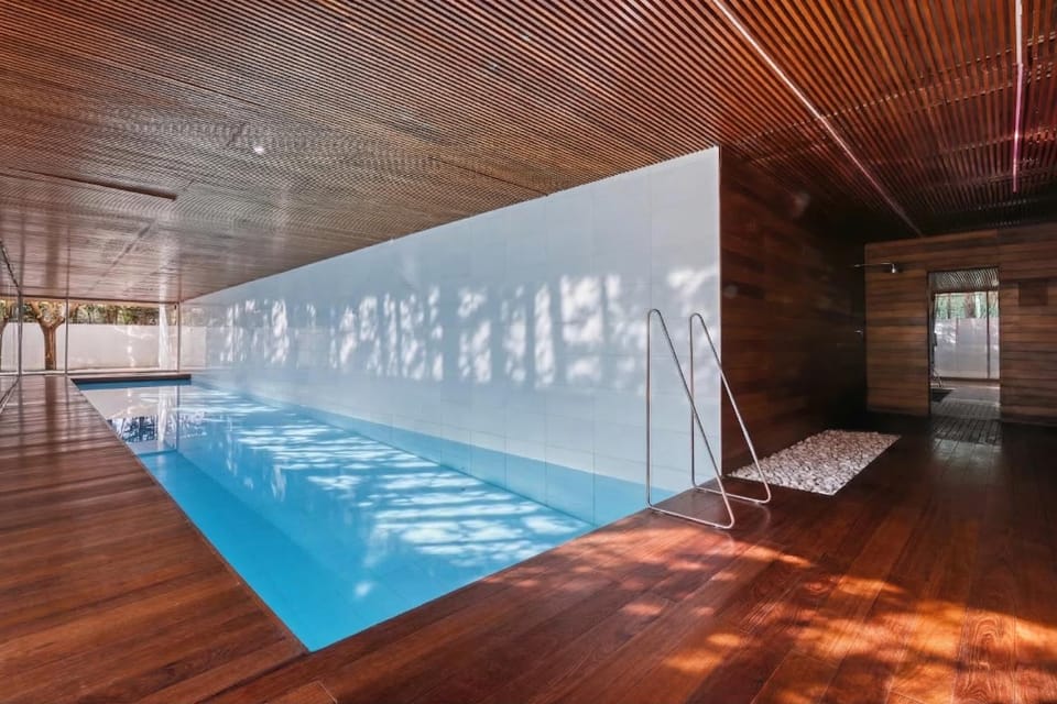 Pool view, Swimming pool