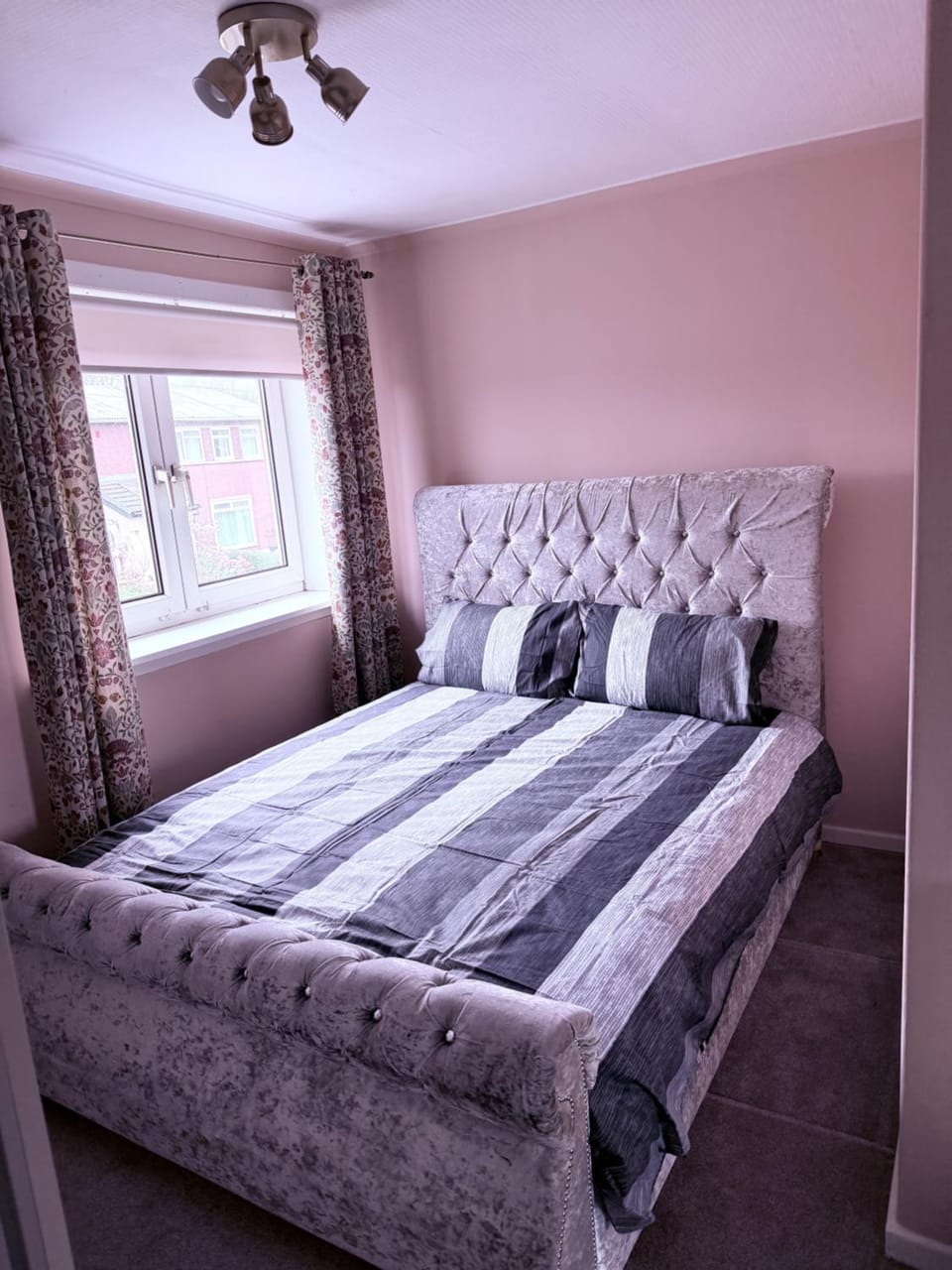 3 bedroom house newlands House in Glasgow