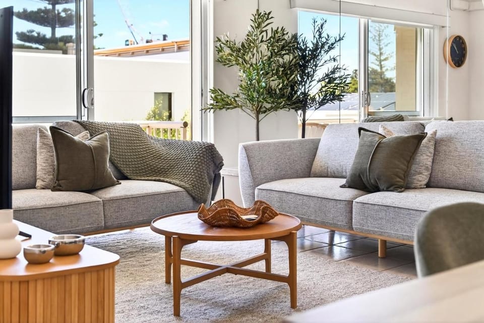 OVER1 - Ocean Breeze Apartment in Perth