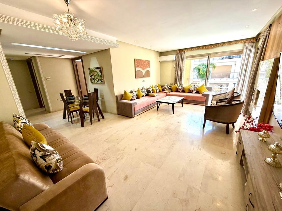Bel appartement meublé à Prestigia avec Wifi illimité 100 Mo Apartment in Fes