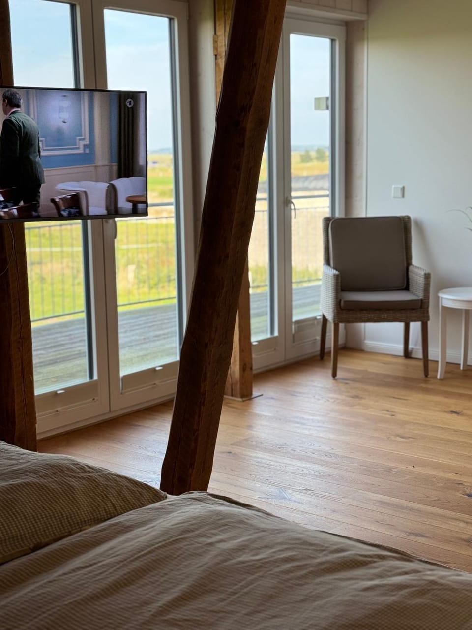 TV and multimedia, Bedroom