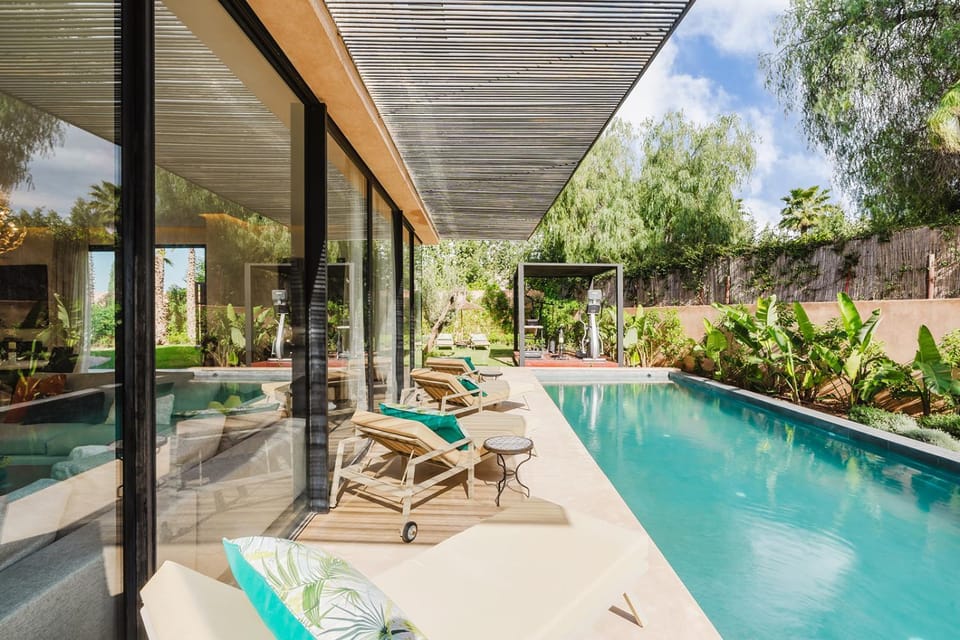 Day, Natural landscape, Garden view, Pool view, Swimming pool, sunbed