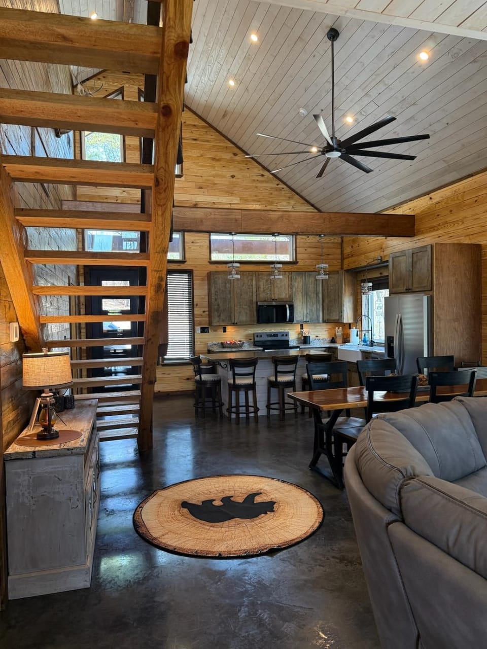The White Oak Cabin at Cabins of Wolf Pen Gap Cabin in Arkansas