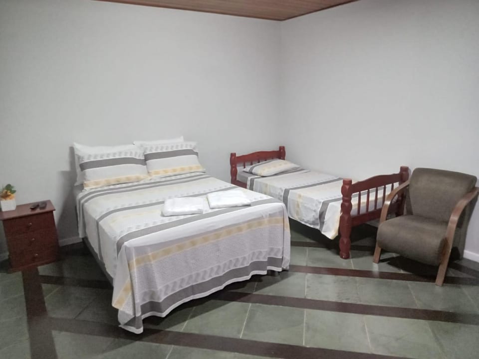 Suite a 100 metros do Quitandinha, Petrópolis,RJ Vacation rental in Duque de Caxias