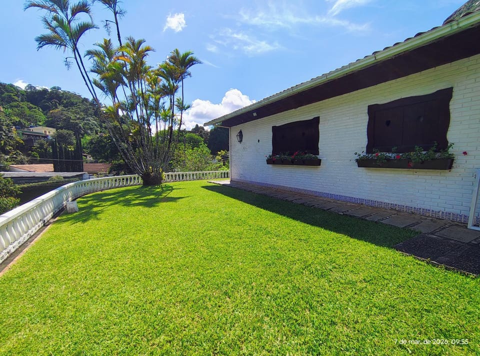 Suite a 100 metros do Quitandinha, Petrópolis,RJ Vacation rental in Duque de Caxias