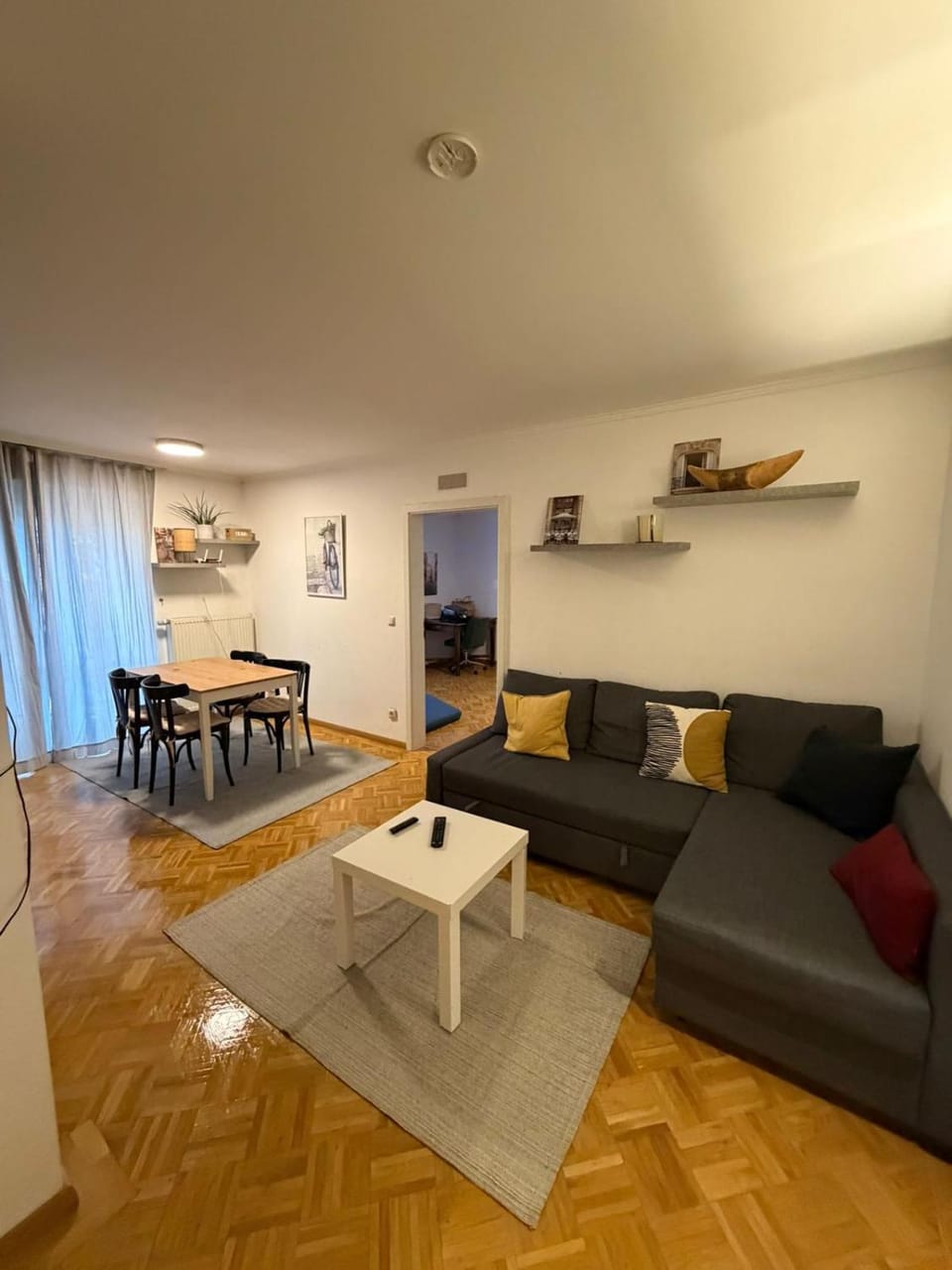 1 Bedroom Near Viktualienmarkt Apartment in Munich