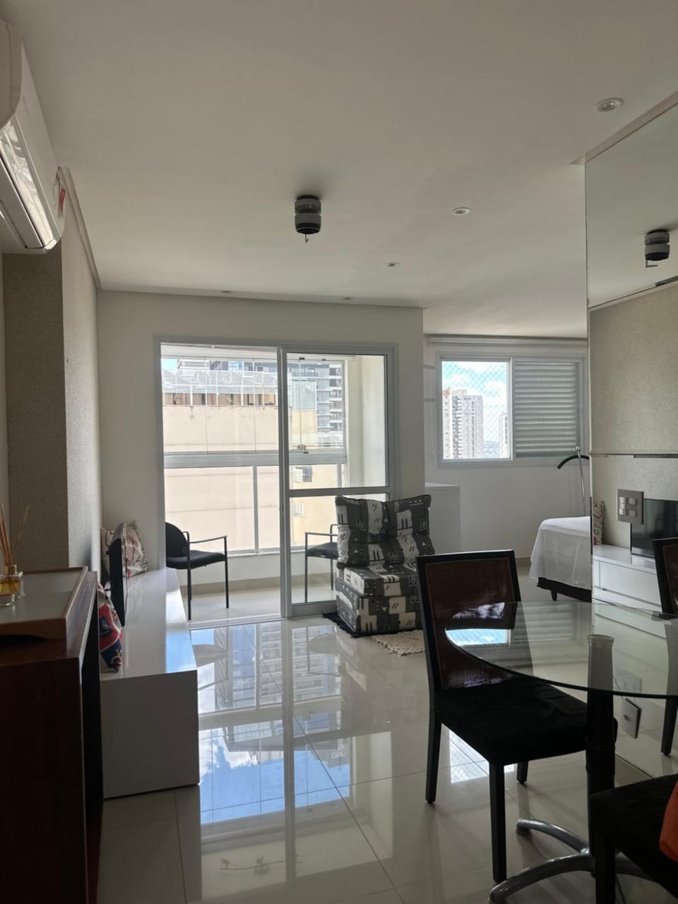 Flat Lounge 22 Setor Oeste Apartment in Goiania