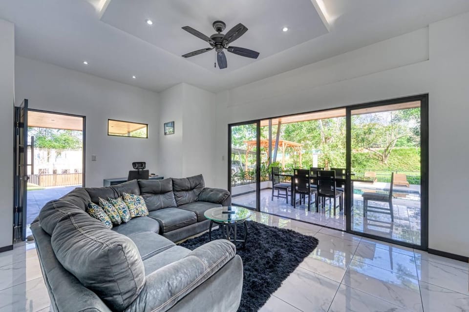 Cozy Two Bedroom Home Uvita - Casa de la Serenidad House in Uvita