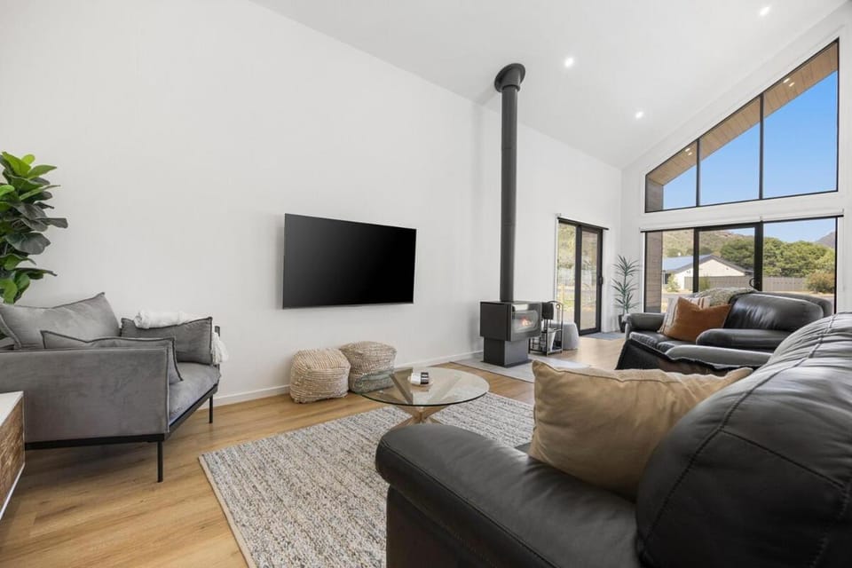 Skyframe Hosted by Halls Gap Accommodation House in Halls Gap