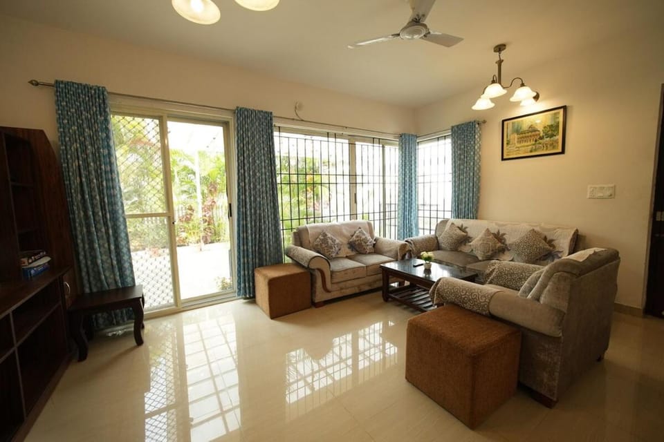 The Oakwood - Falcon Stays at Nandi Hills Apartment in Karnataka