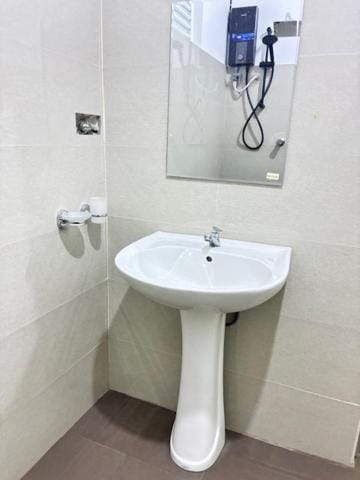 Amani Rooms Hotel in Western Province