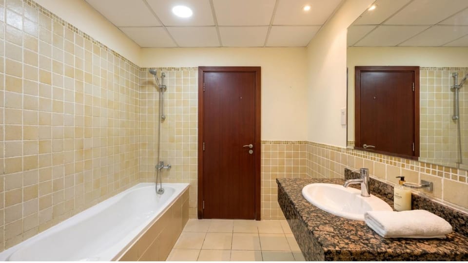 Devine Holidays JBR House in Dubai