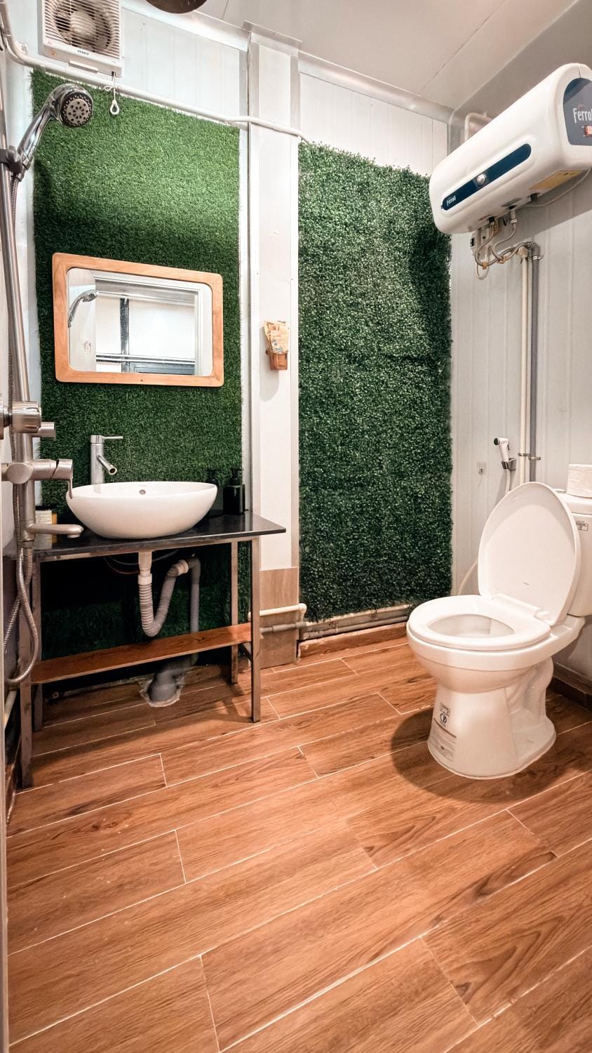 Toilet, Bathroom