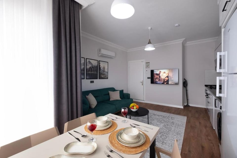 TV and multimedia, air conditioner