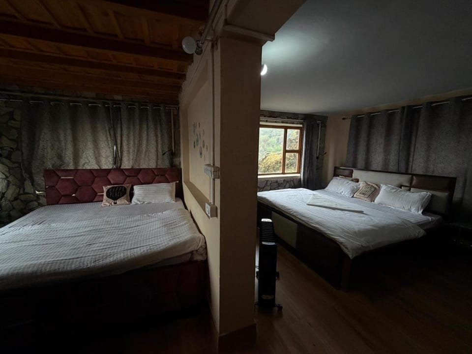 SK Cottages Gehna Mukteshwar Hotel in Uttarakhand