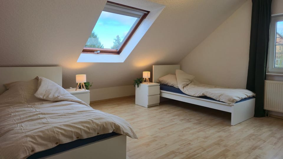 Photo of the whole room, Bedroom