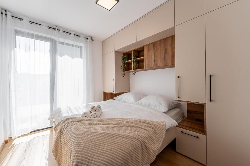 Bedroom, wardrobe