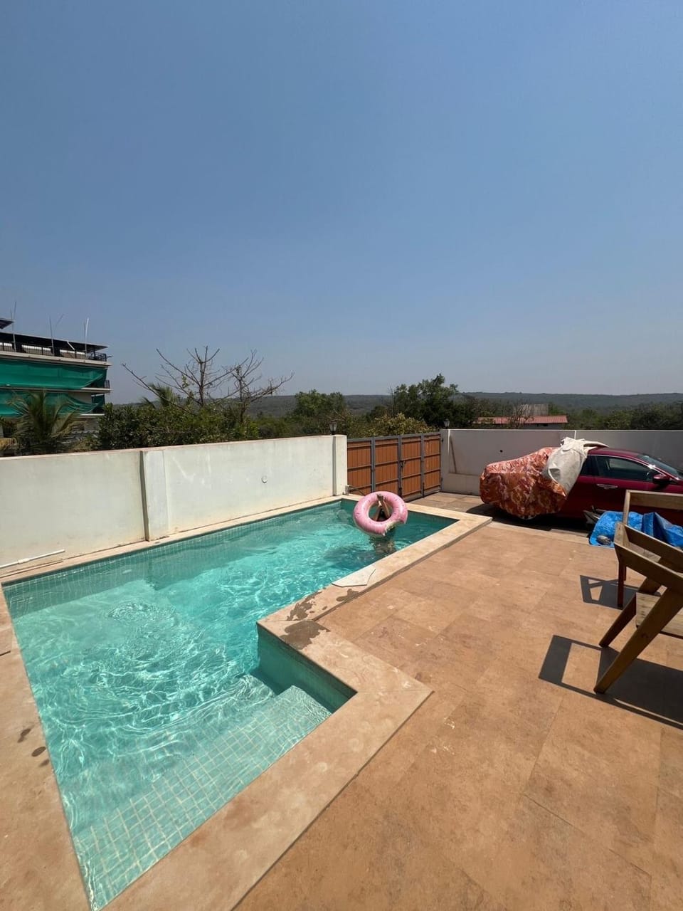 Swimming pool