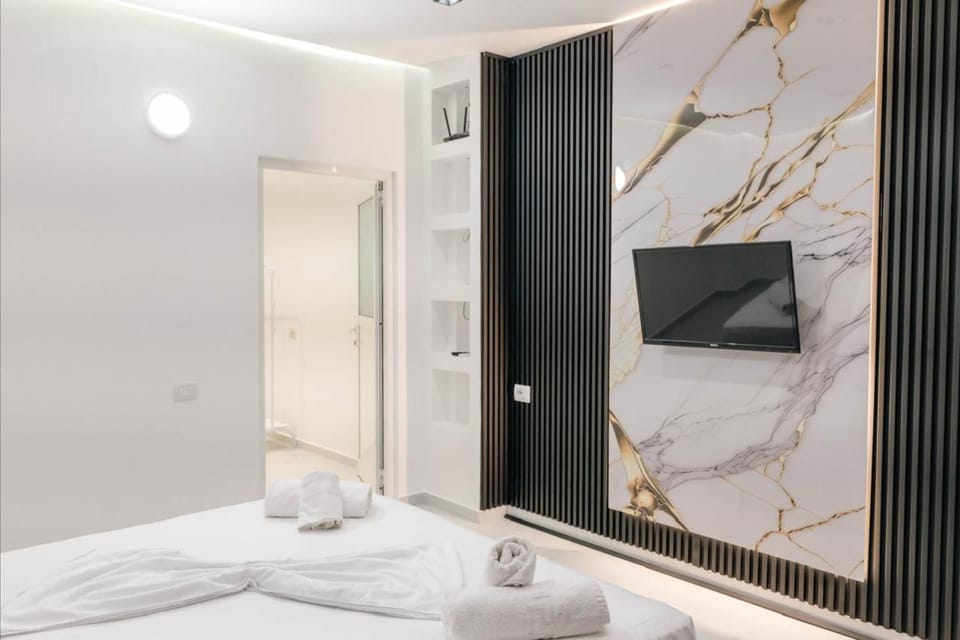 TV and multimedia, Bedroom
