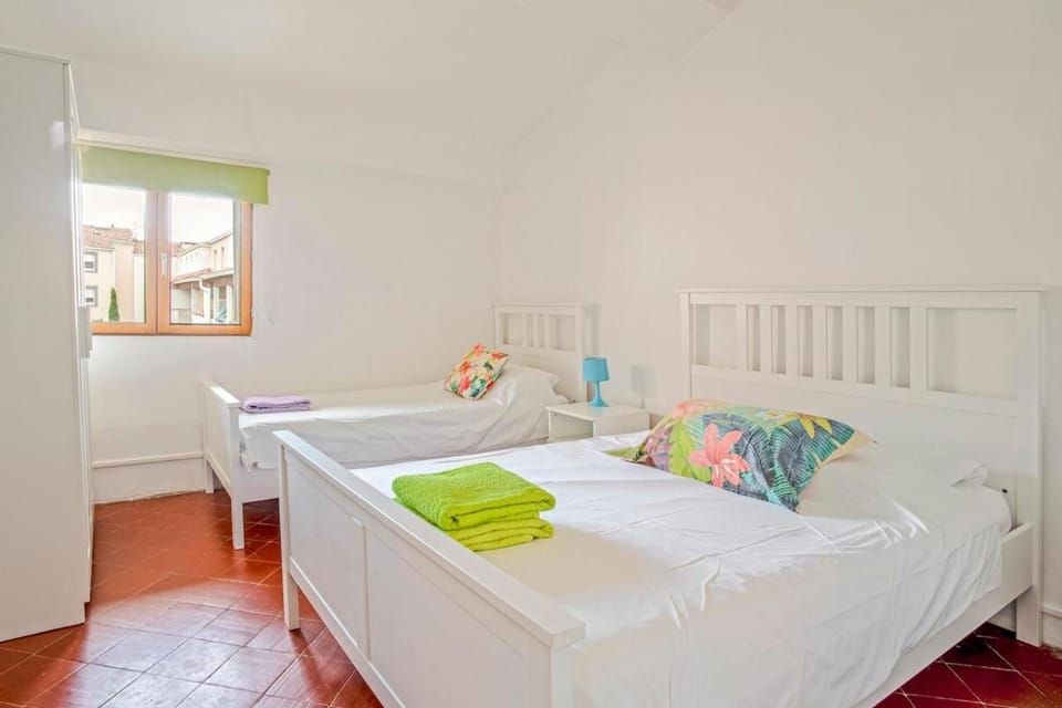 La Vigneronne Marseillan 4ch piscine parking clim House in Marseillan