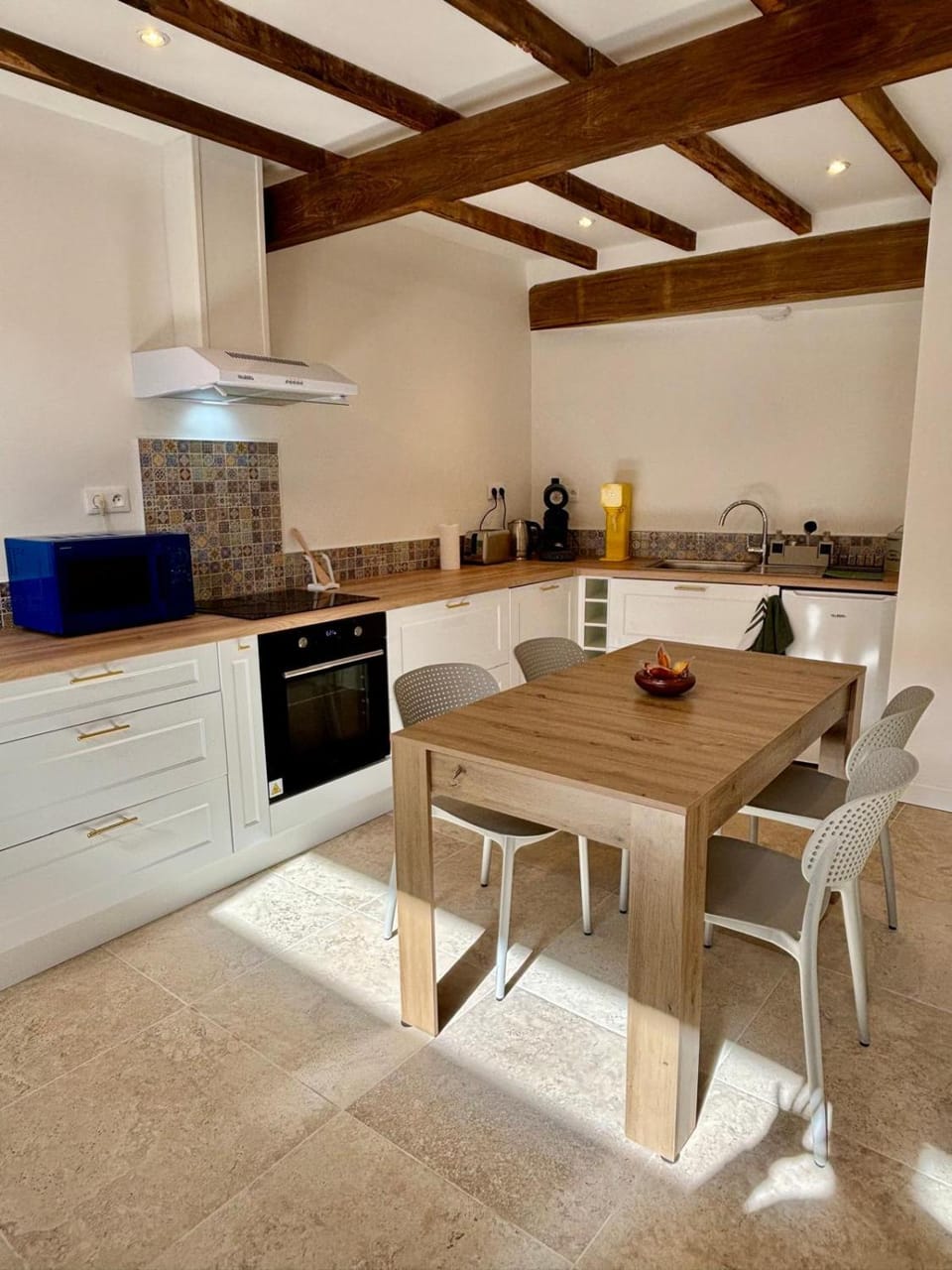 Kitchen or kitchenette, stove