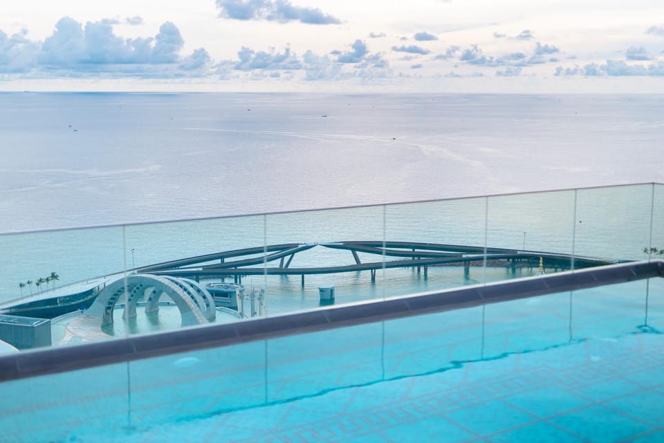 Balcony/Terrace, Swimming pool