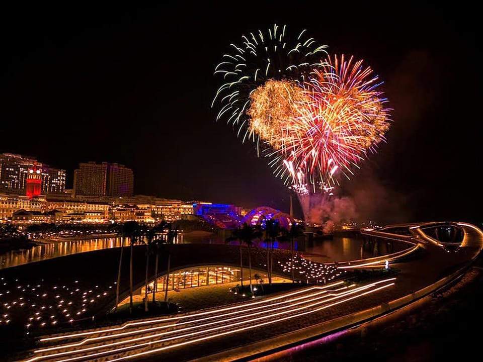 Night, Natural landscape, Activities, Activities, Evening entertainment, Evening entertainment