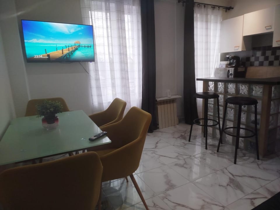 Appartement individuel 32m carré à Gagny, proche de Paris et Disney Apartment in Gagny